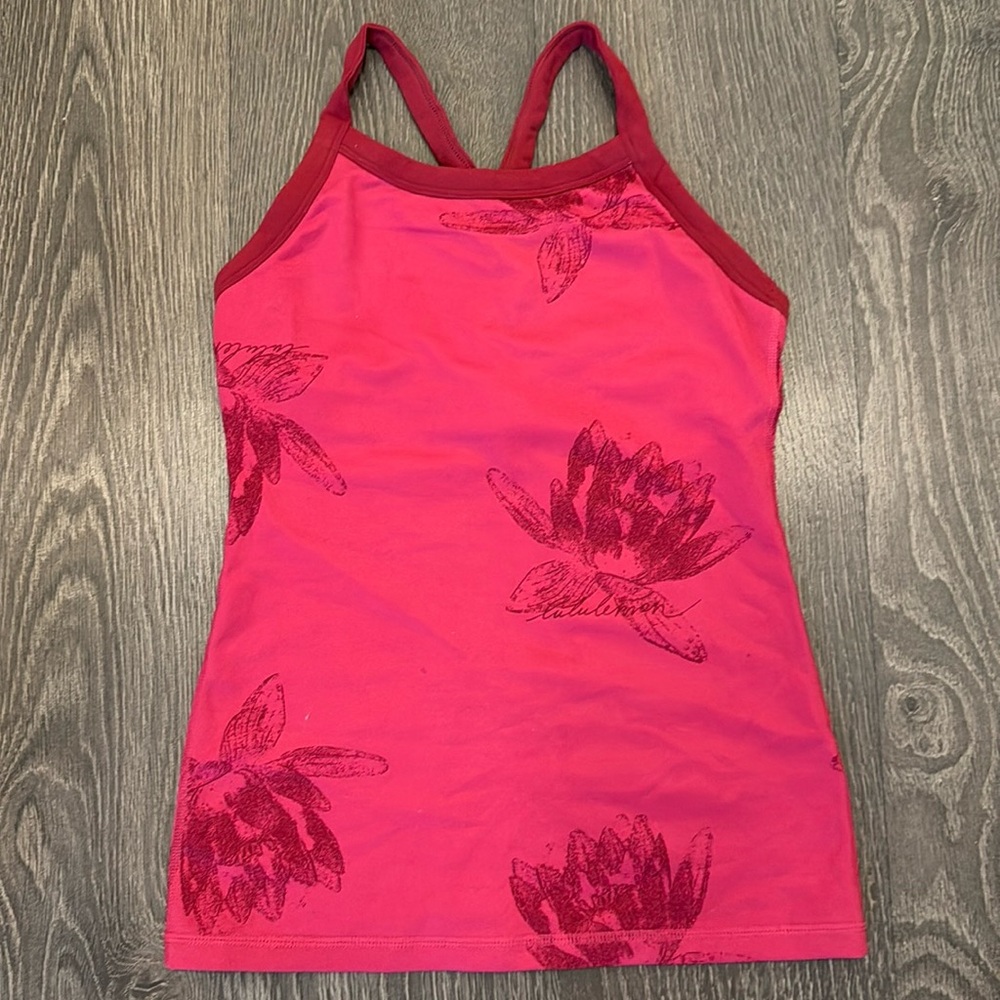 Discontinued lululemon lotus flower racerback tank with mesh